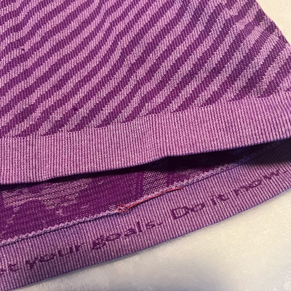 Lululemon Swiftly Tech Long Sleeve Crew Purple Camo Size 10 - Picture 9 of 16
